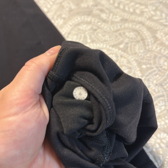 Lululemon luon leggings - Picture 2 of 5